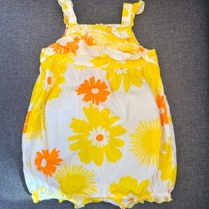 EUC Carter’s yellow floral print romper